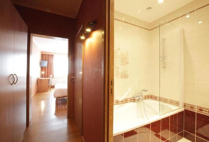 فندق Hôtel Le Relais Du Marquis