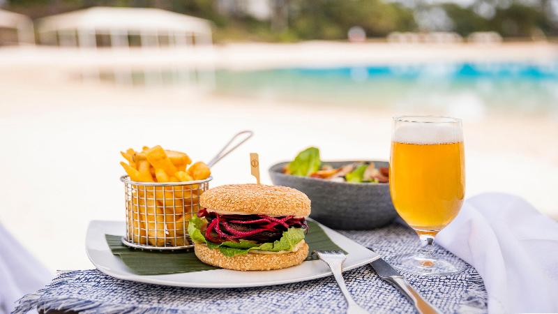 Отель Intercontinental Sanctuary Cove Resort, An Ihg