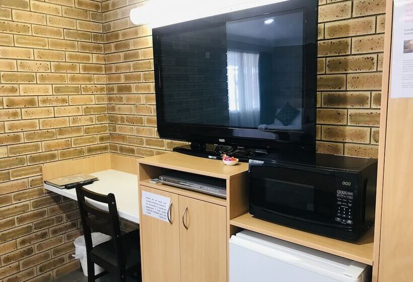 בית מלון כפרי Jumbuck Motor Inn