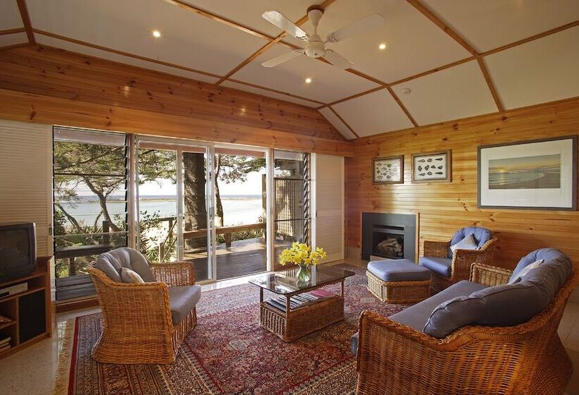 בית מלון כפרי Kims Beachside Retreat