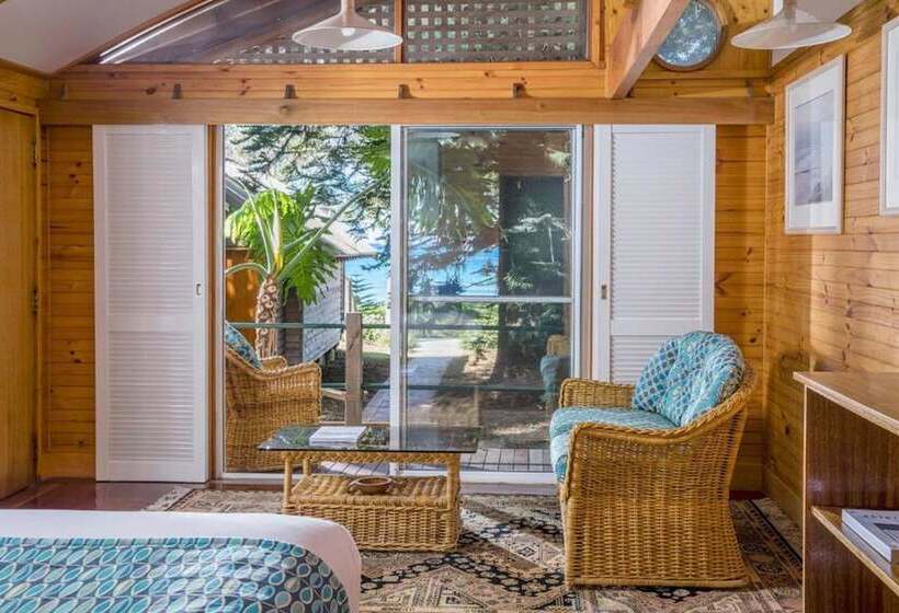 בית מלון כפרי Kims Beachside Retreat