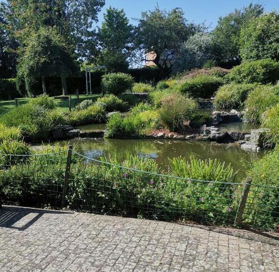 Отель La Cote D Or