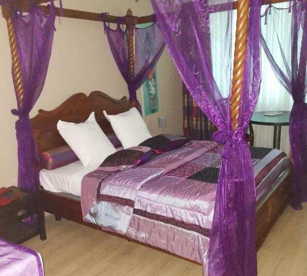 Отель La Cote D Or