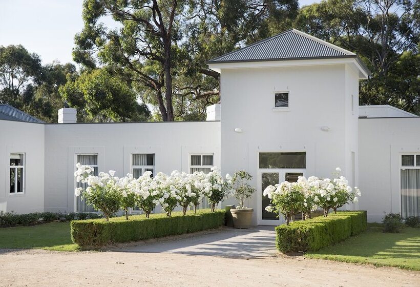 هتل Lancemore Lindenderry Red Hill