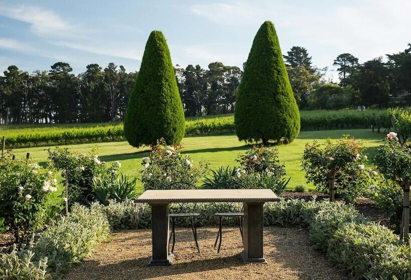 هتل Lancemore Lindenderry Red Hill