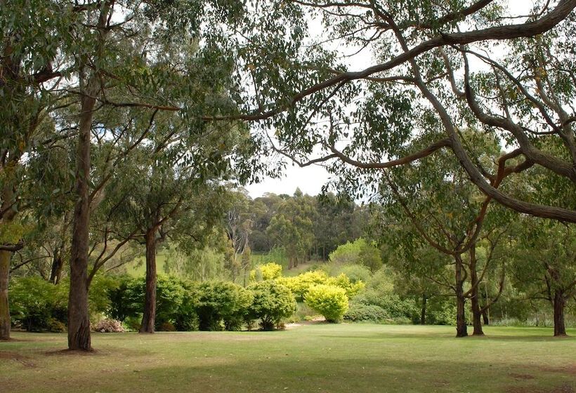 هتل Lancemore Lindenderry Red Hill