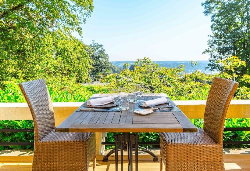 호텔 Le Chateau De Namur