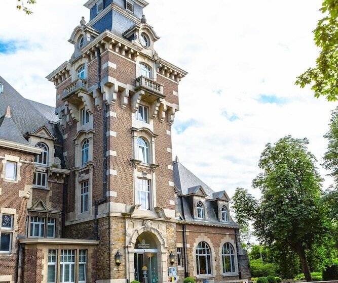 호텔 Le Chateau De Namur
