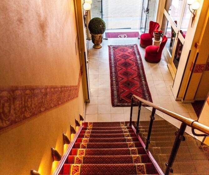 Malecot Hotel By F Hotels