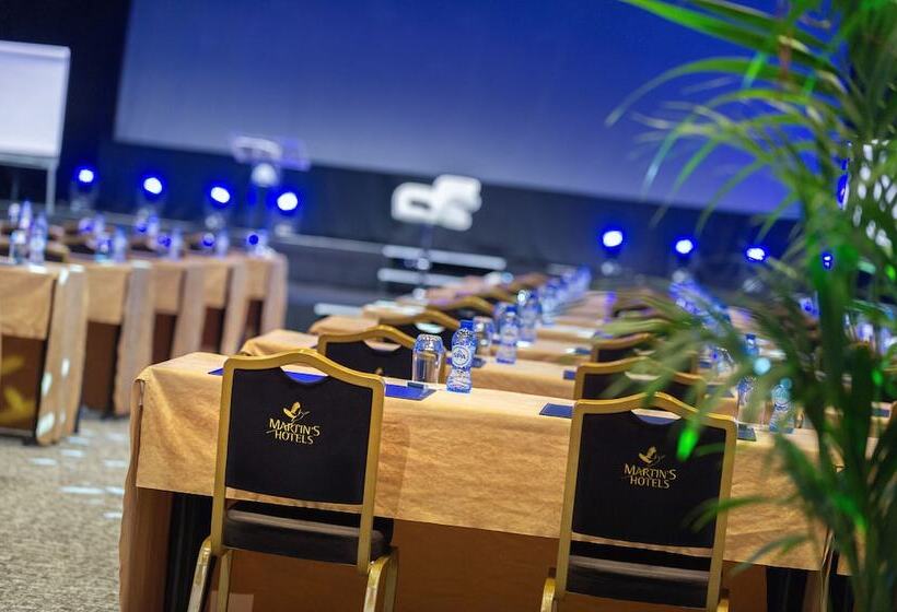 فندق Martin S Chateau Du Lac