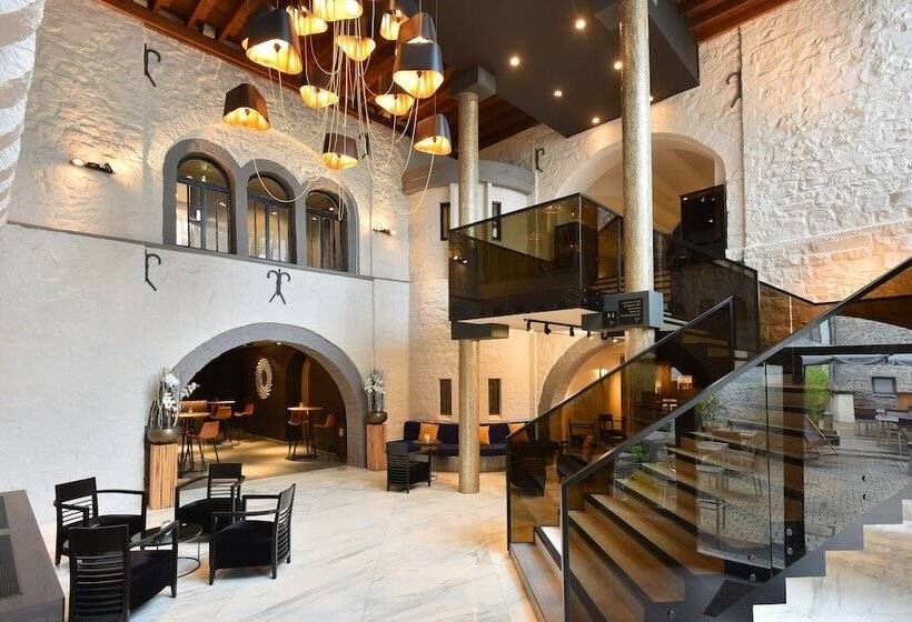 فندق Martin S Chateau Du Lac