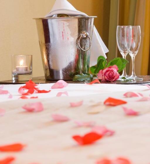 Отель Martin's Relais