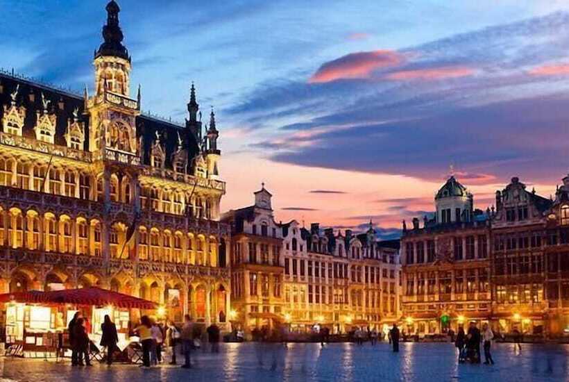 Отель The Usual Brussels
