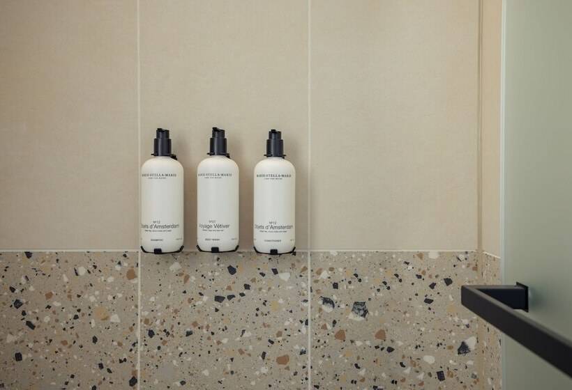 ホテル The Usual Brussels