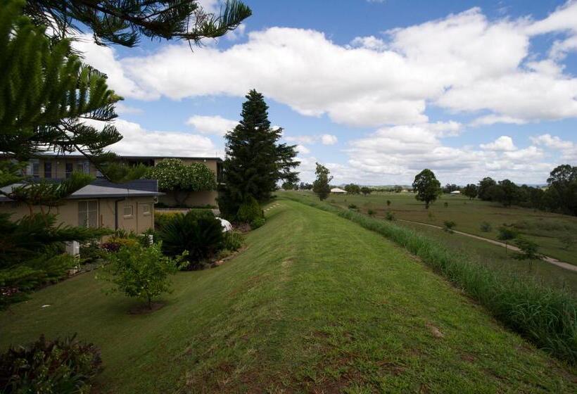 בית מלון כפרי Mid City Motor Inn Singleton