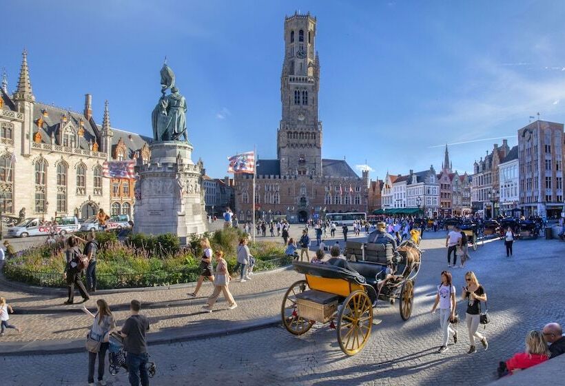 Отель Navarra Brugge