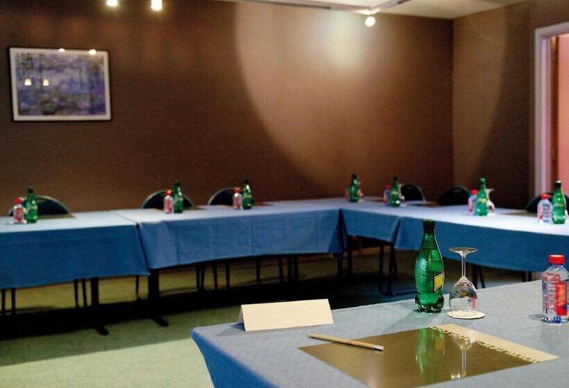 New Hotel Charlemagne