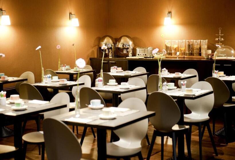 New Hotel Charlemagne