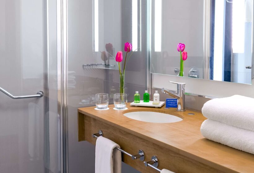 فندق NH Bariloche Edelweiss