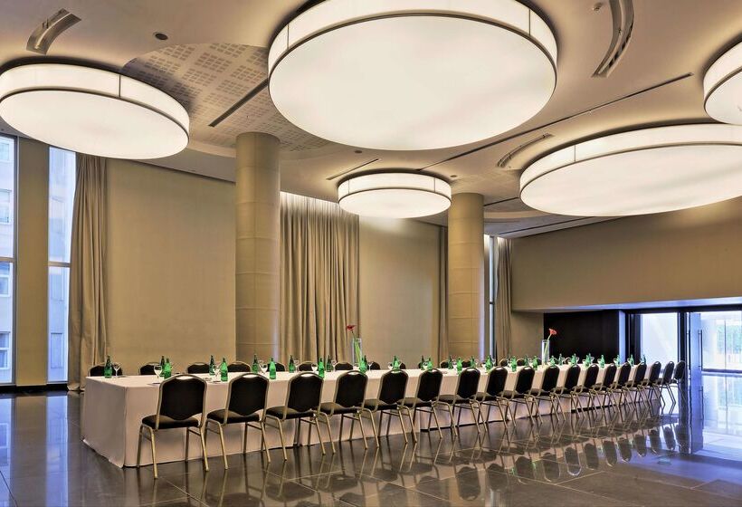 هتل NH City Buenos Aires