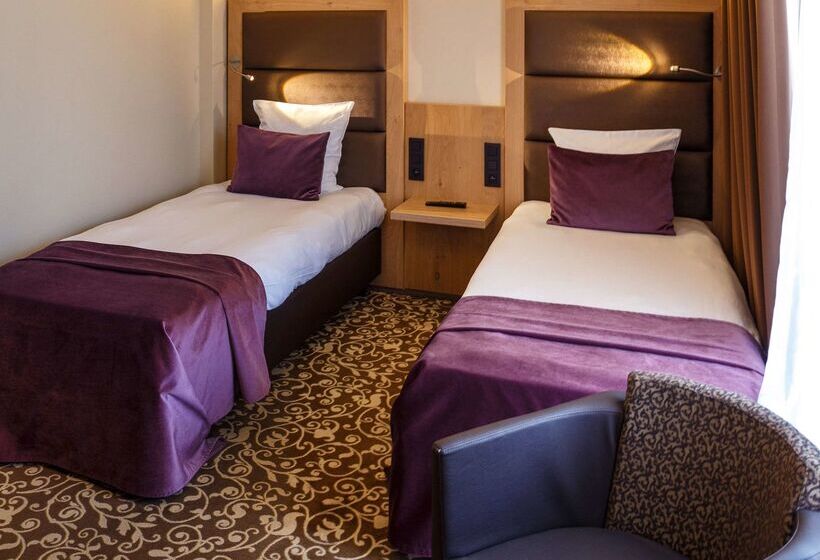 酒店 Restaurant Van Der Valk Nivelles Sud