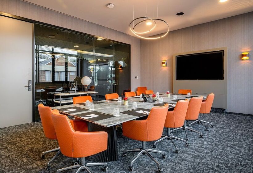 酒店 Restaurant Van Der Valk Nivelles Sud