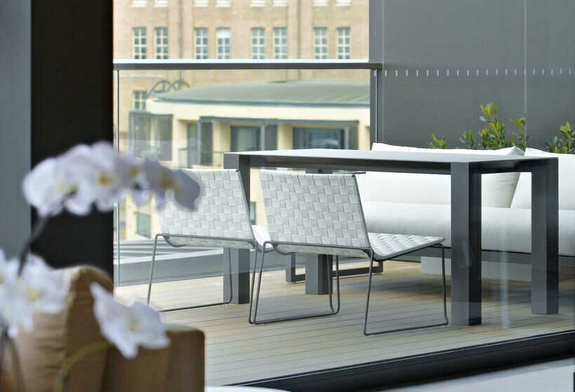 Отель Park Hyatt Sydney