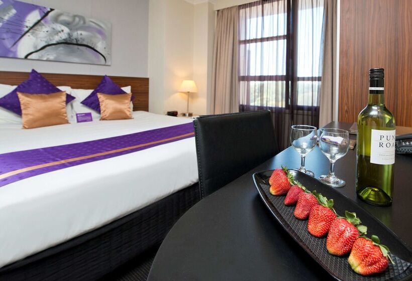 هتل Park Regis City Centre