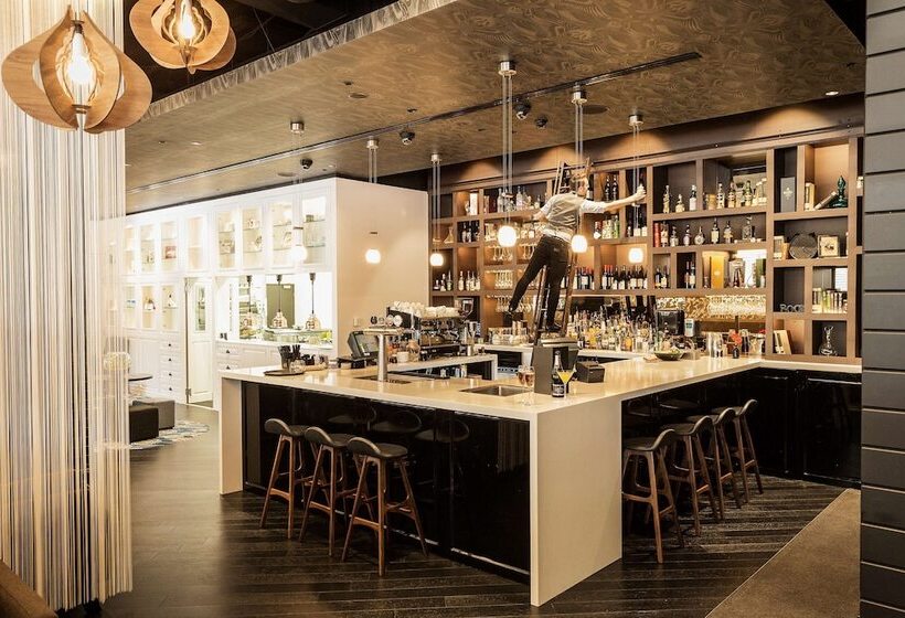 هتل Parkroyal Darling Harbour, Sydney