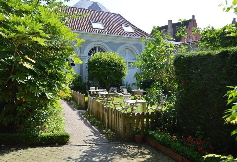 בית מלון כפרי Patritius