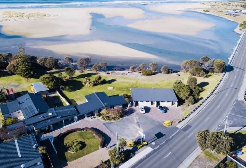 فندق Pelican Sands Scamander