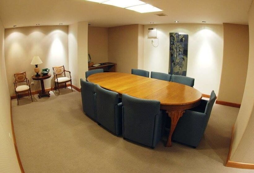 هتل Peninsula Valdes