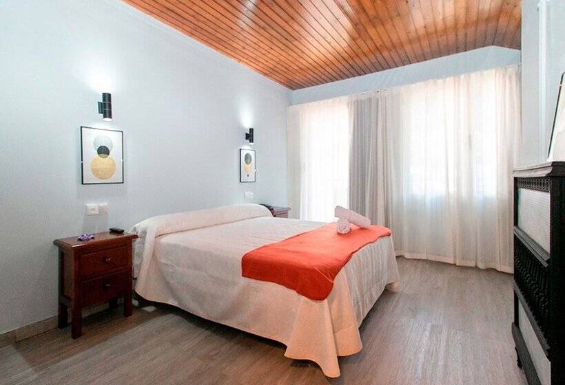 Отель Pere d'Urg 3000