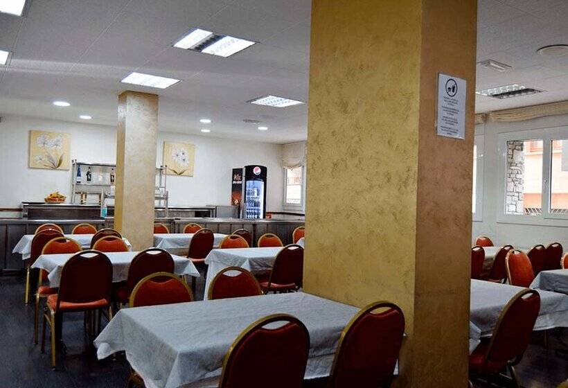 Отель Pere d'Urg 3000