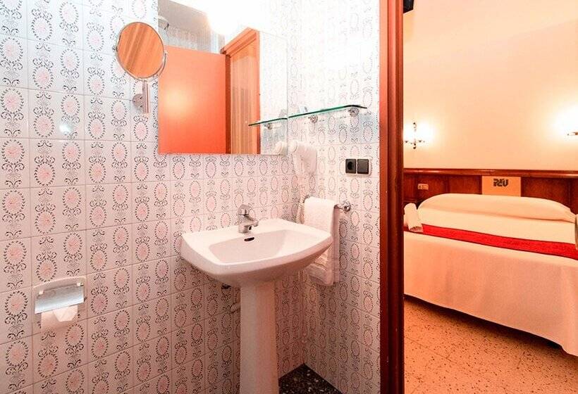 Отель Pere d'Urg 3000