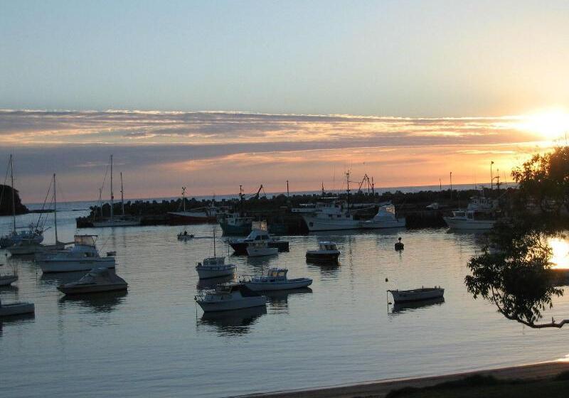 בית מלון כפרי Pigeon House Motor Inn