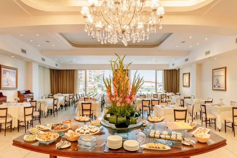 Отель Presidente