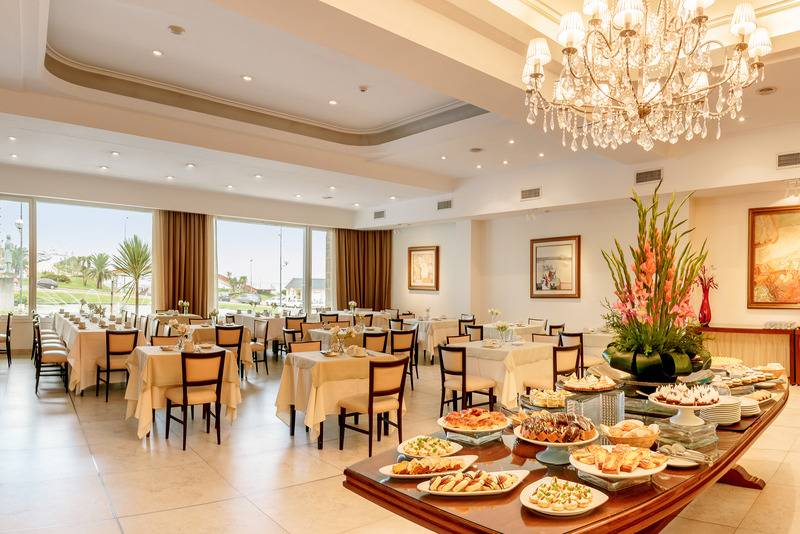 Отель Presidente