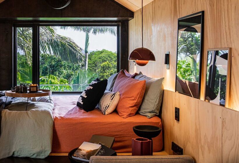 هتل Qt Gold Coast