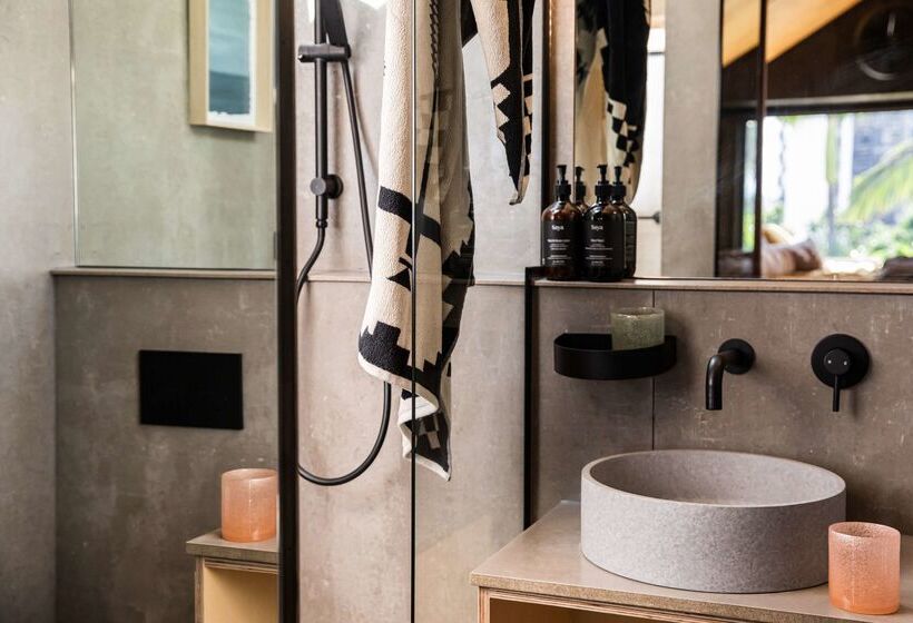 فندق Qt Gold Coast