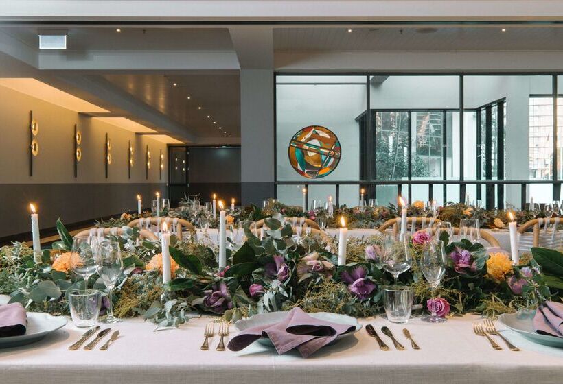 فندق Qt Gold Coast