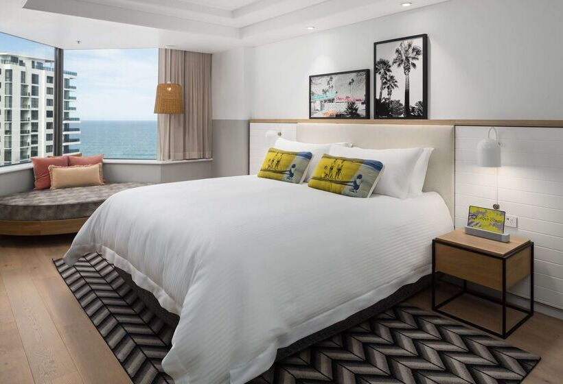 فندق Qt Gold Coast