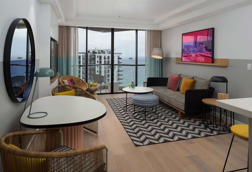 فندق Qt Gold Coast