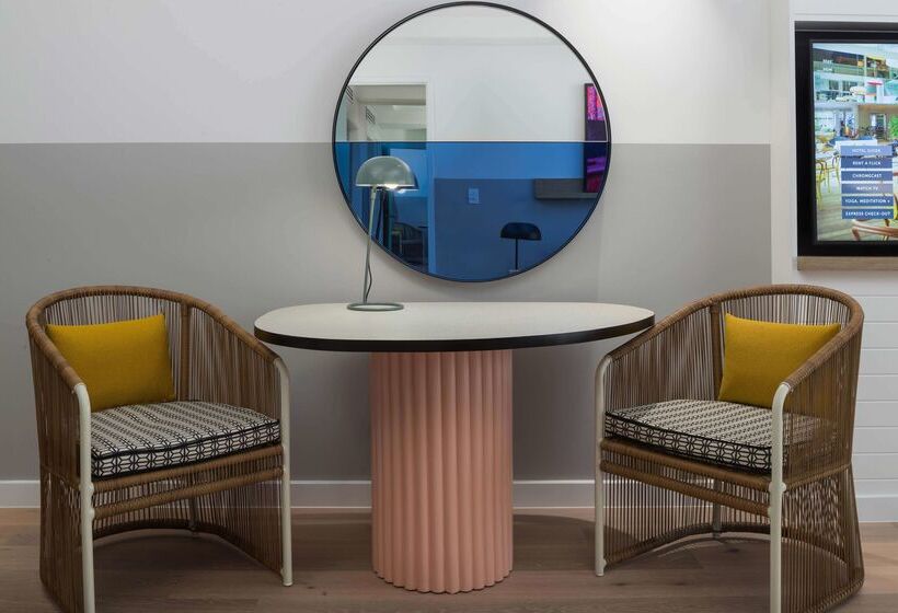 فندق Qt Gold Coast