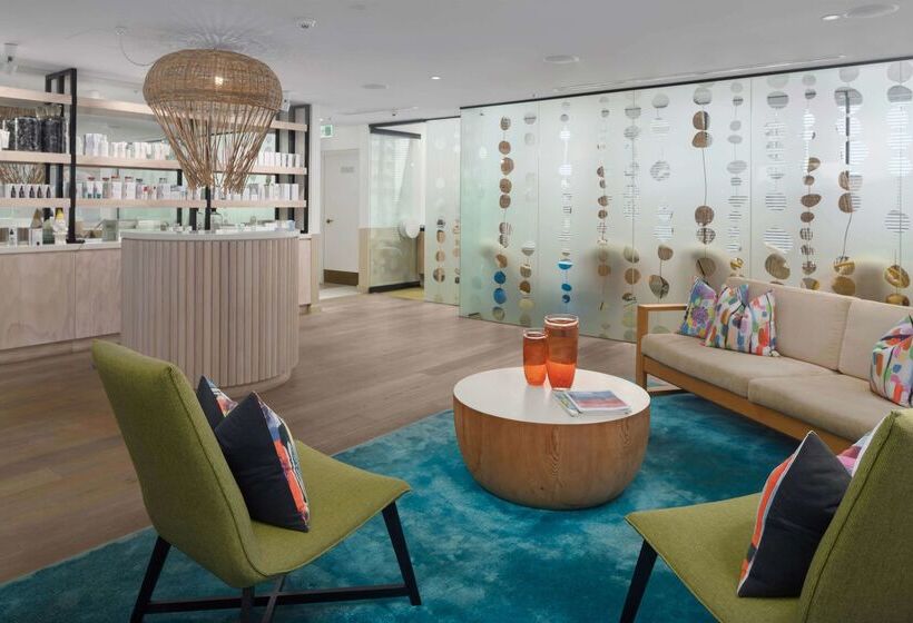 فندق Qt Gold Coast