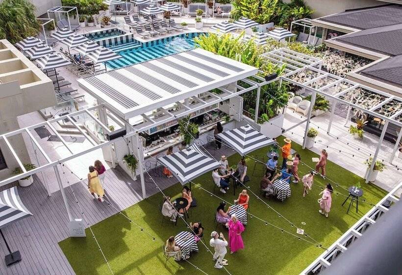 فندق Qt Gold Coast