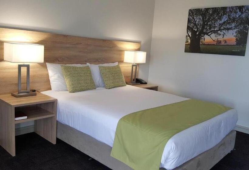 فندق Quality Inn Carriage House