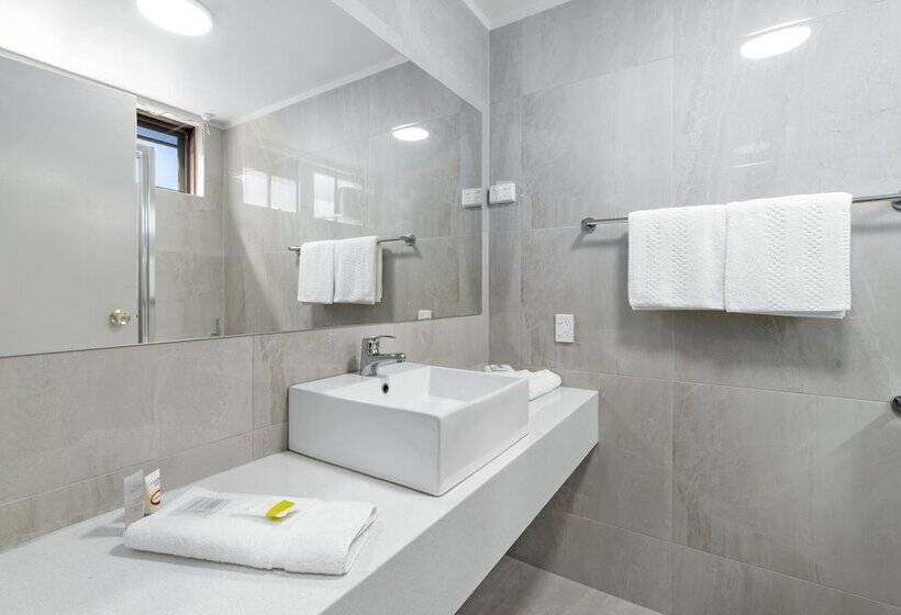 בית מלון כפרי Sherbourne Terrace