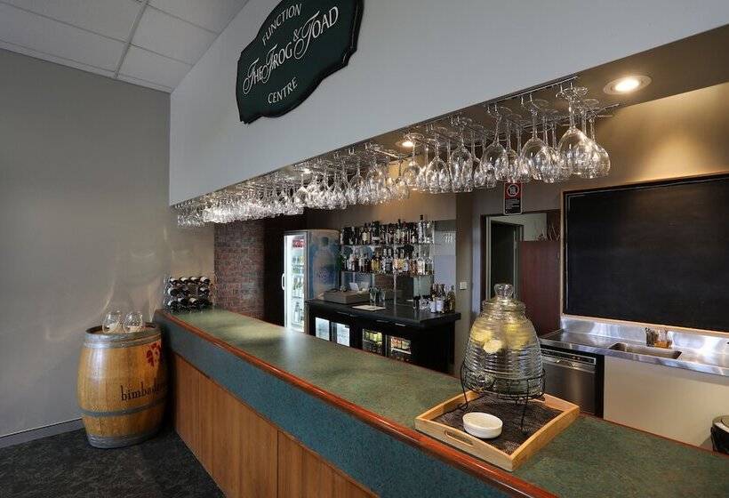 هتل Econo Lodge Gateway Tamworth