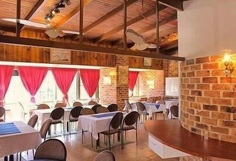 בית מלון כפרי Riverview Motor Inn